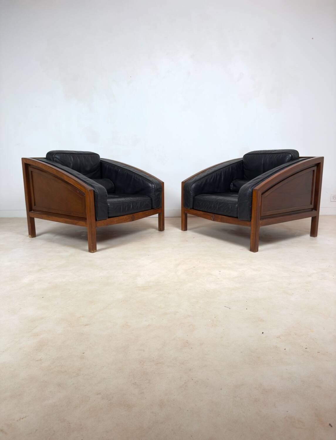 Armchair in the style of Tobia Scarpa