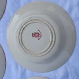 7 assiettes creuses  Gien modèle Chardons rouge diam 23,5 cm fin XIX ème