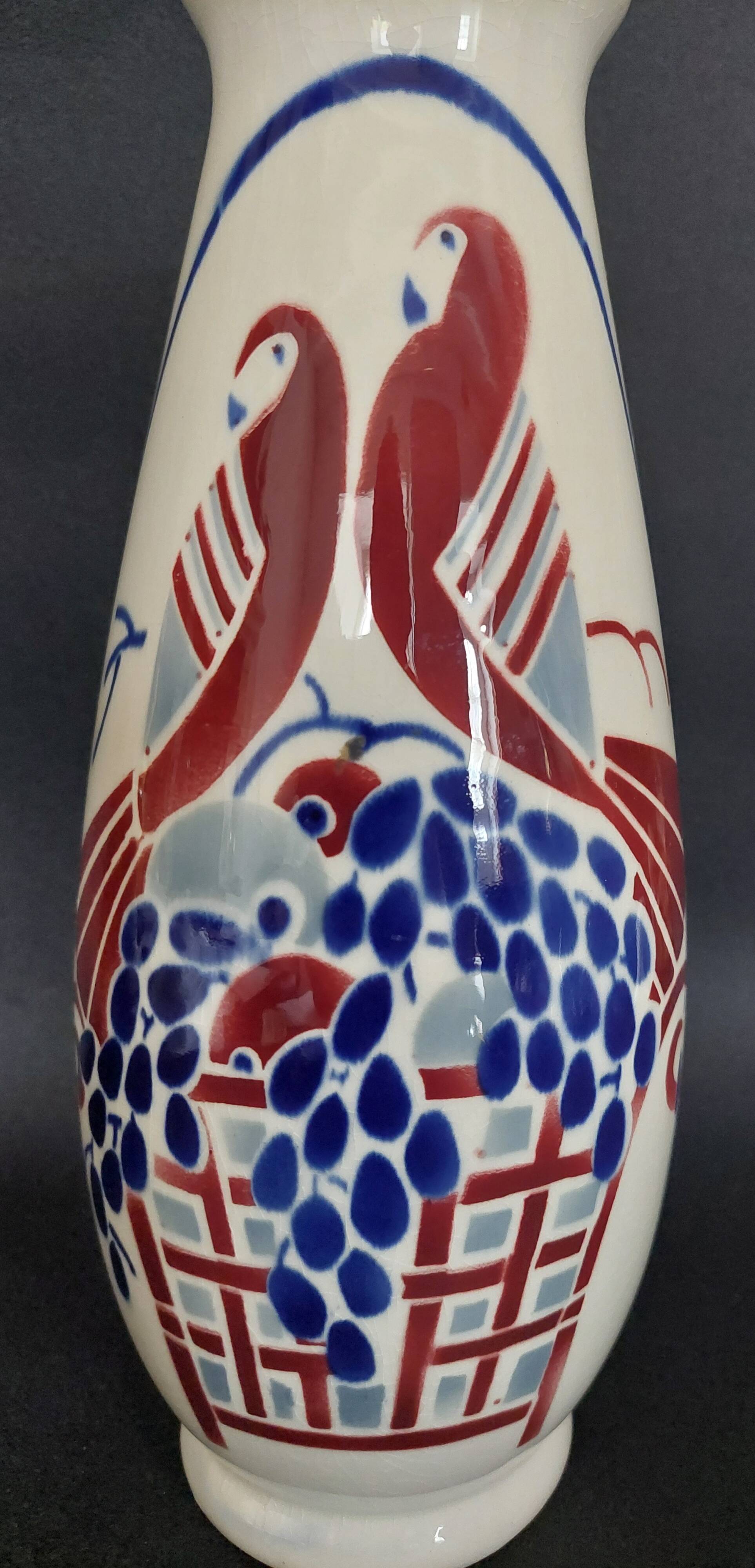Geo Condé Lunéville KG vase with parakeets and grapes