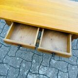 Chain coffee table