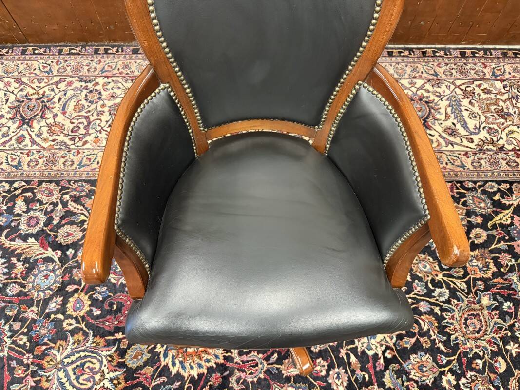 Classic Italian Office Chair