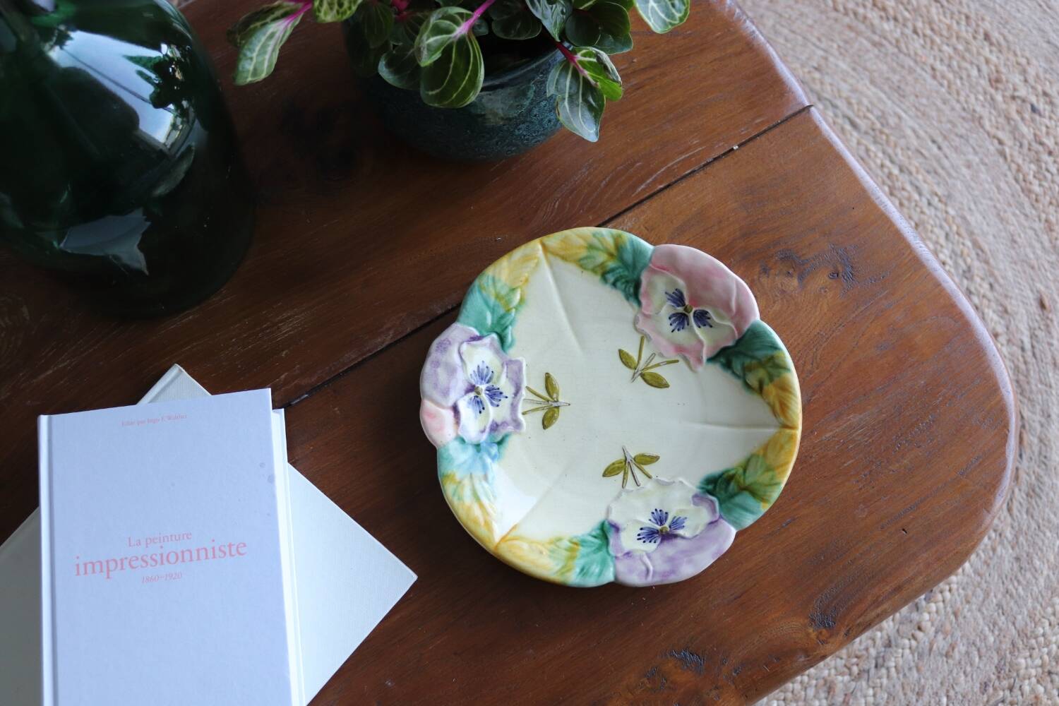 Plate of pansy slip