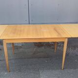 Vintage Scandinavian dining table in oak – 1960s design