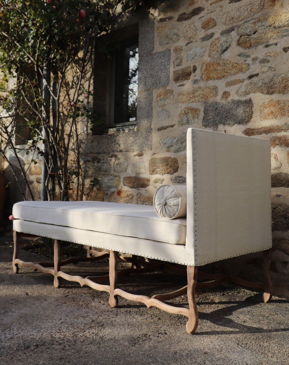 Day bed Louis XIII style reupholstered castle