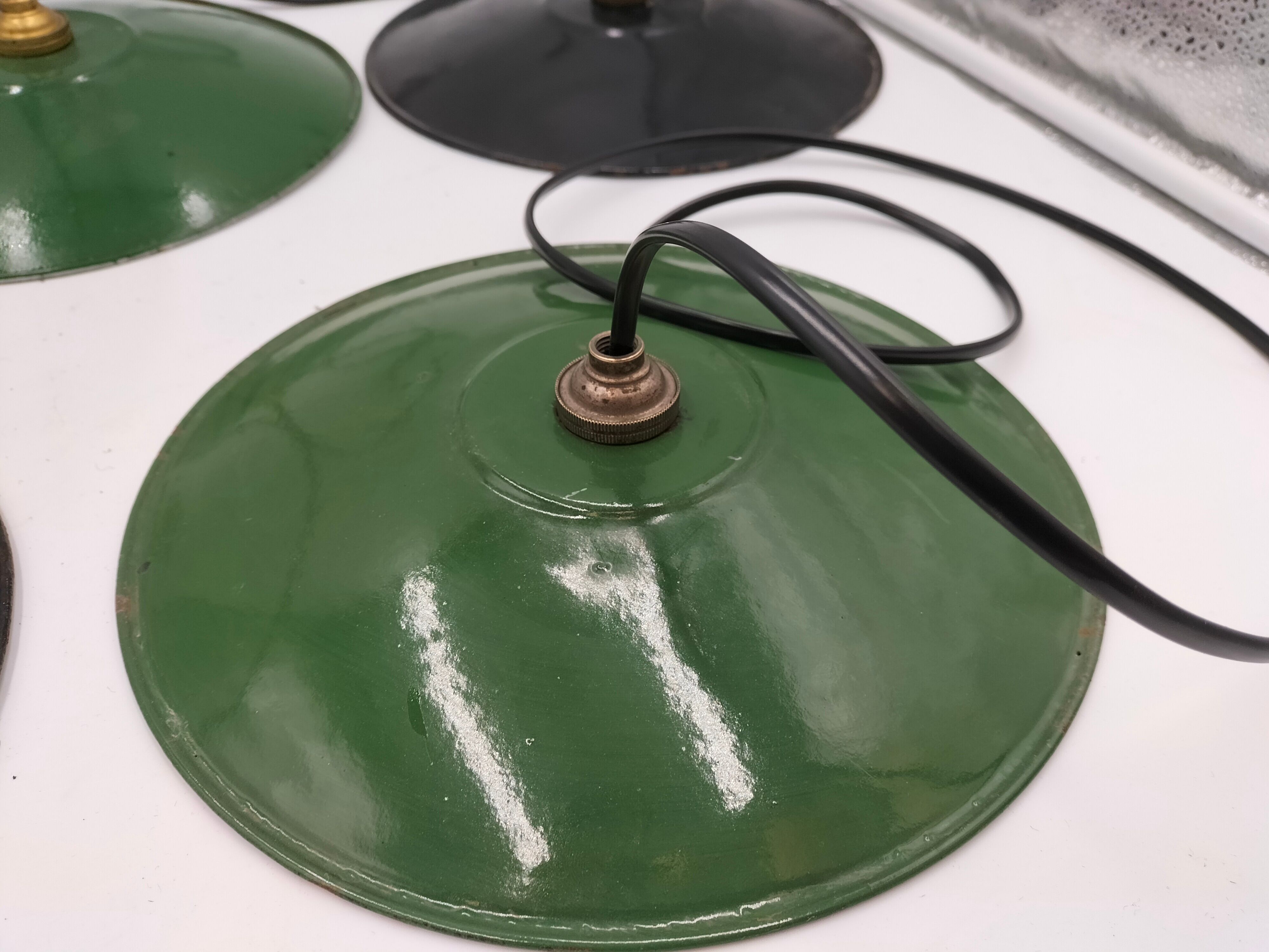 Enamelled old lamp series