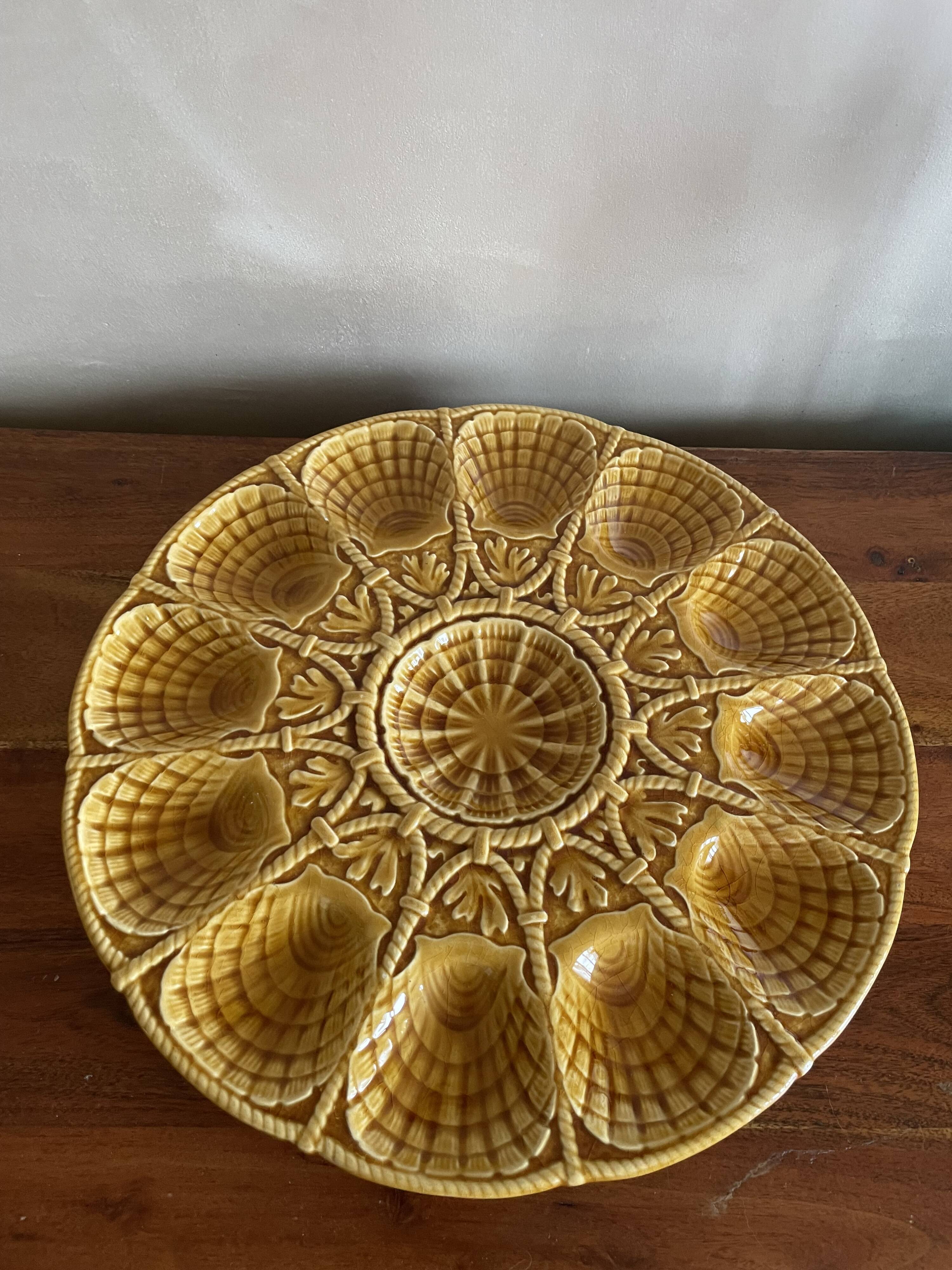 Sarreguemines earthenware oyster dish