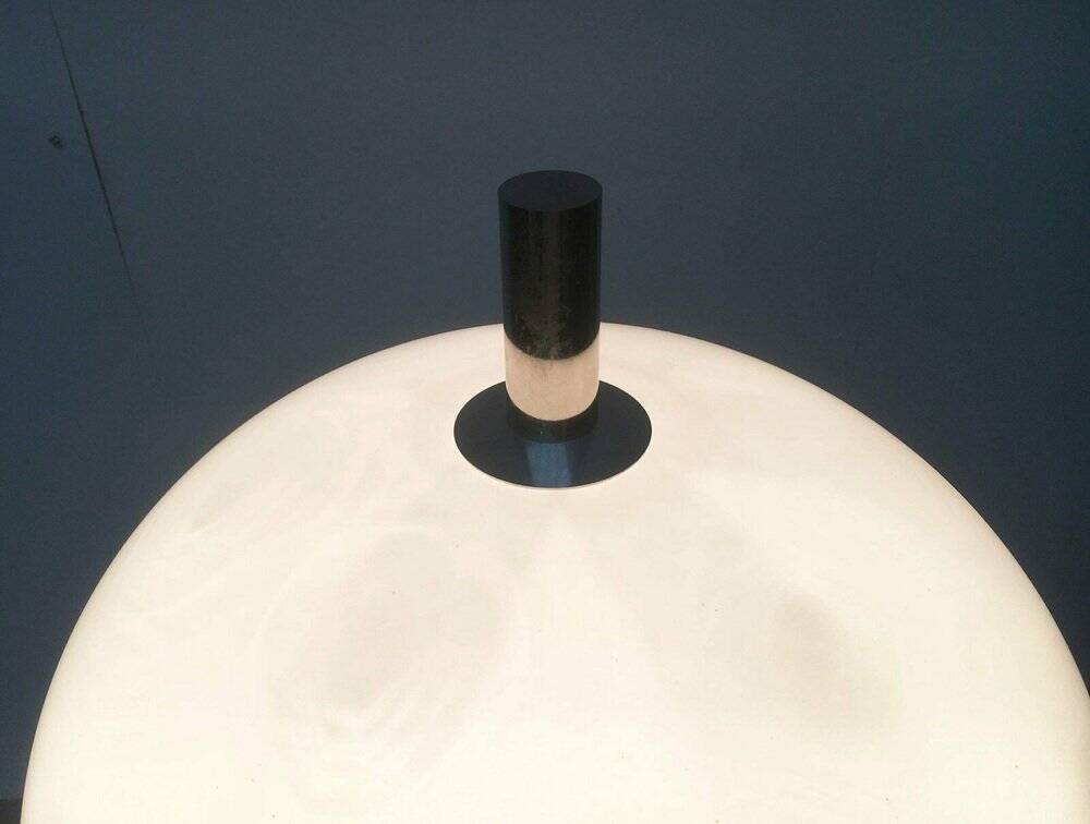 Italian space age floor lamp from the mid-century, 1960s