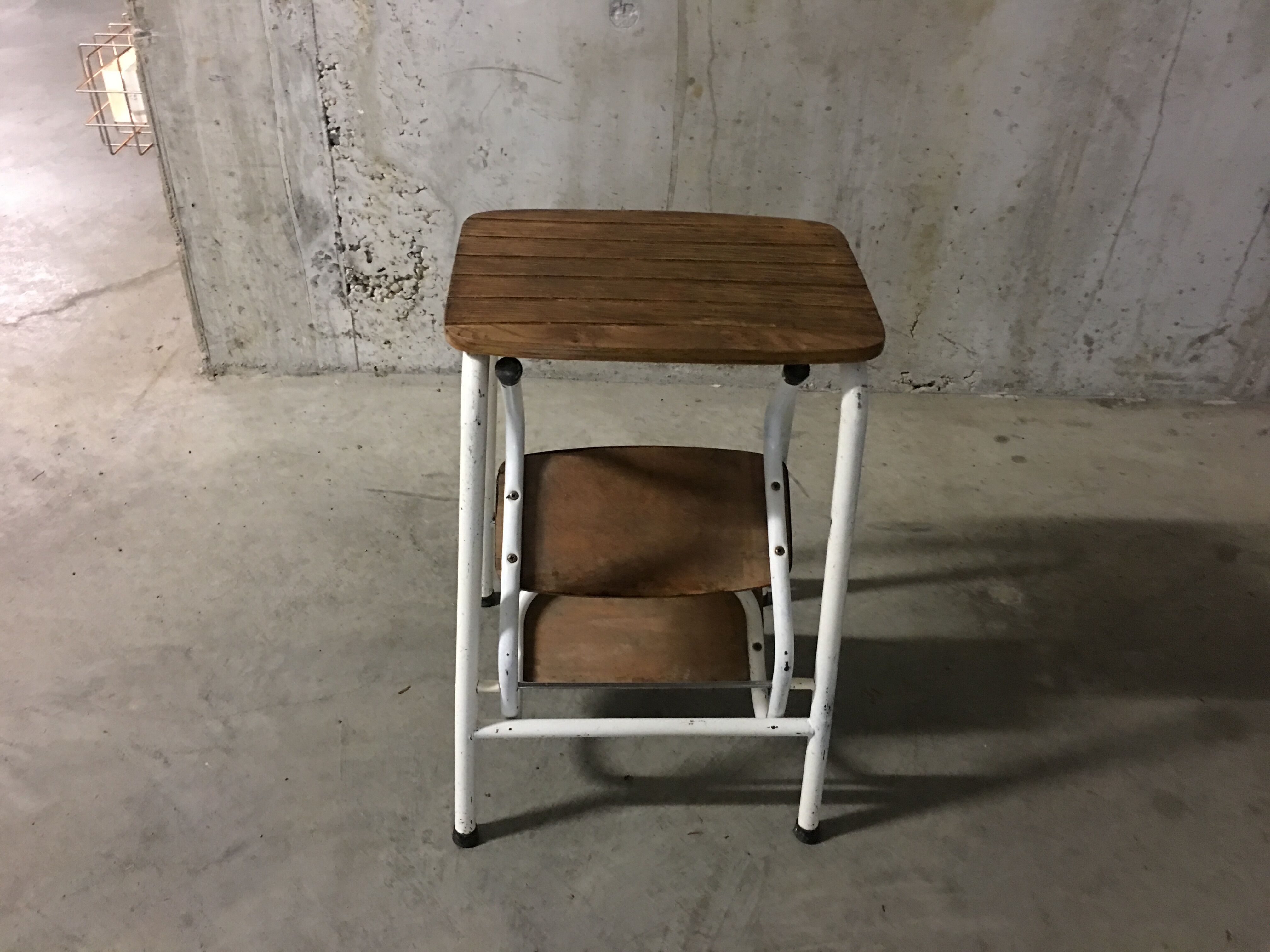 Painter step stool