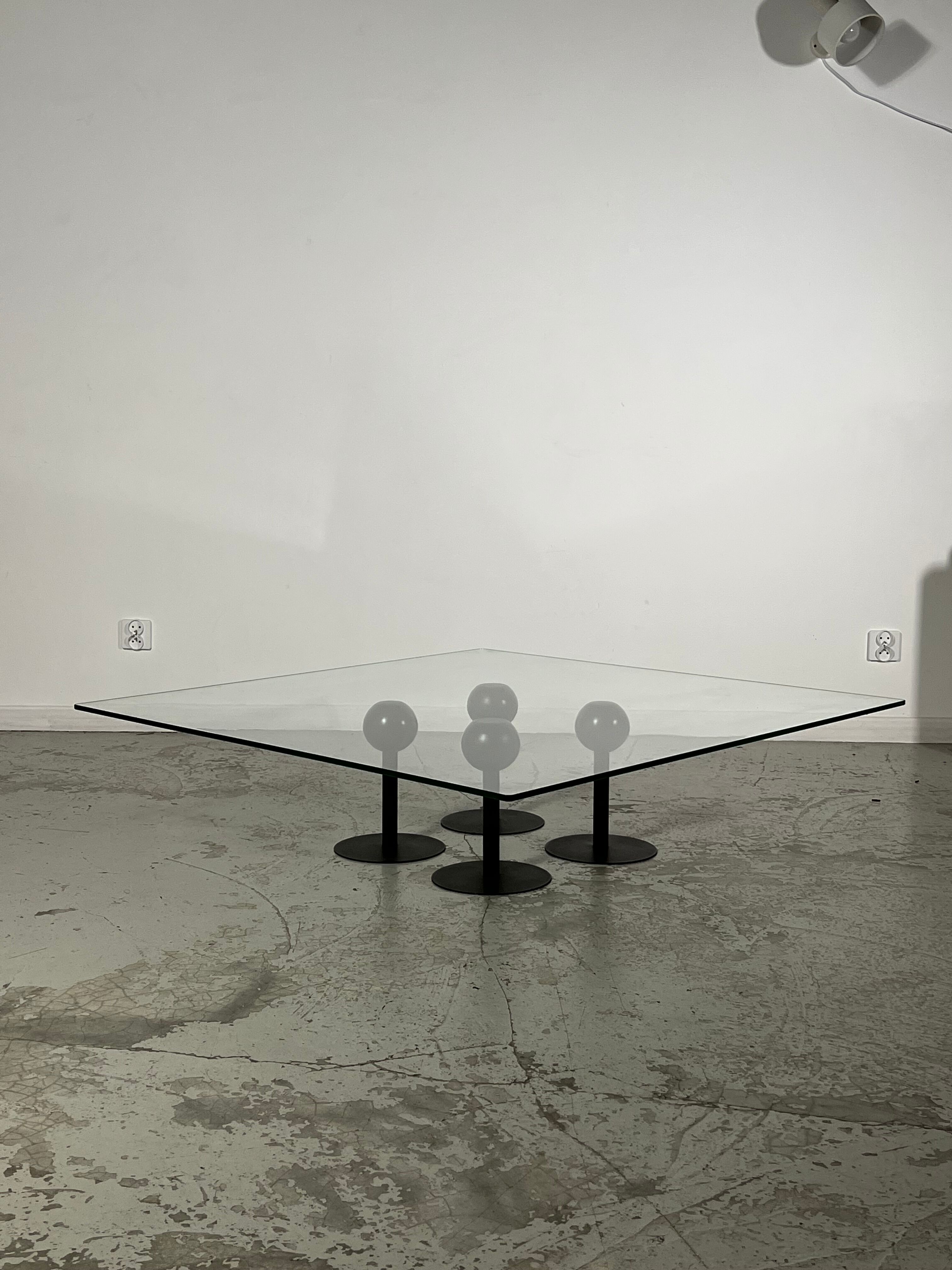 Pepper Young coffee table by Philipe Starck for Disform Spain 1978