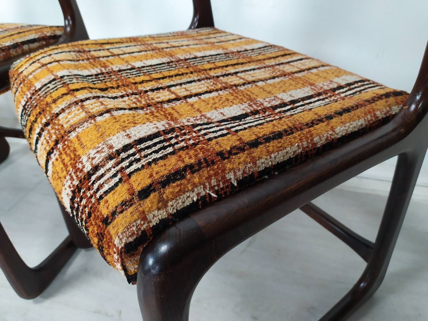 Set of 4 Baumann chairs