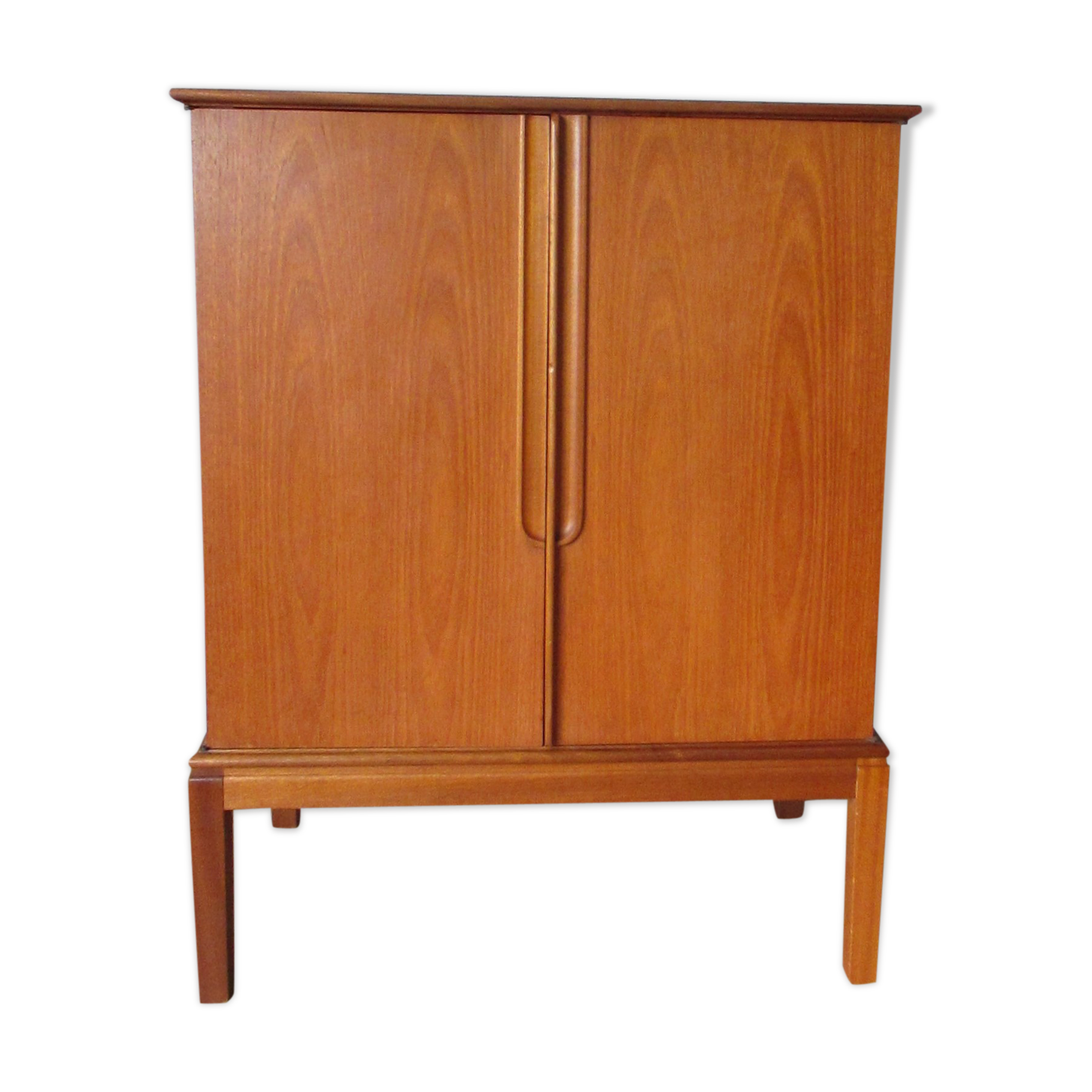 Teak support furniture