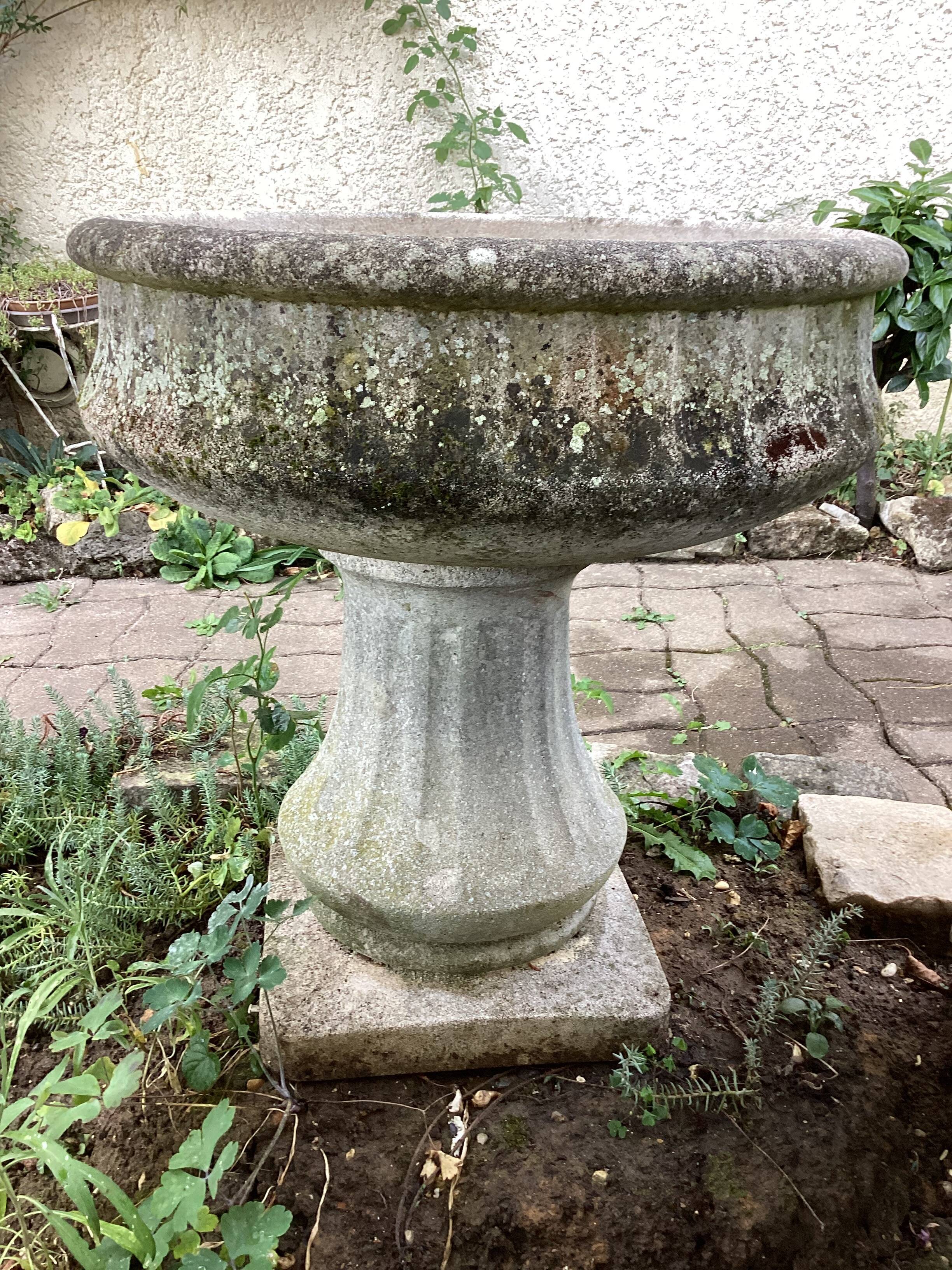 Vasque, années 1950 Grandon Fres en ciment