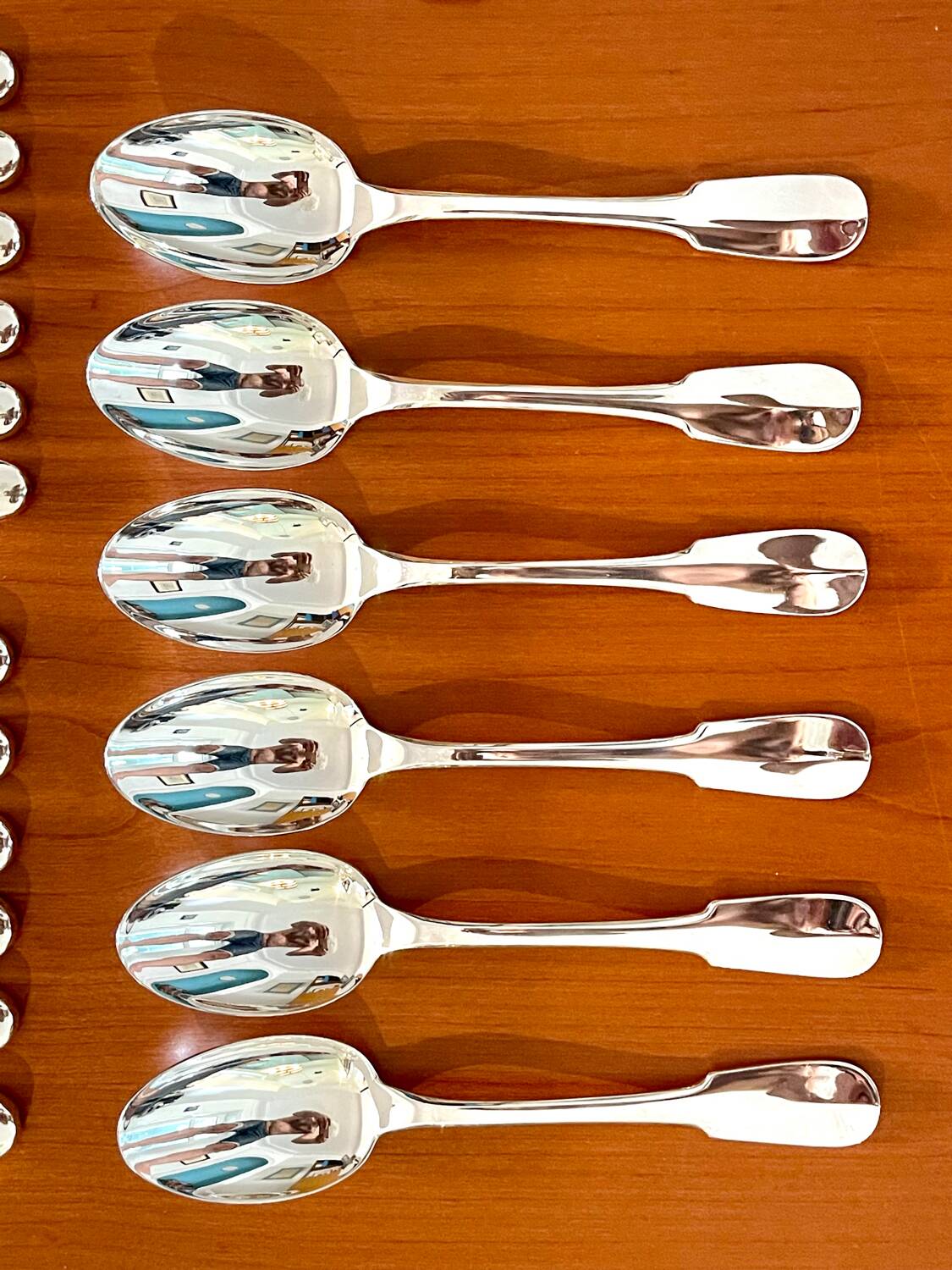 Christofle Cluny cutlery set for 6 people, 30 pieces, in new condition.