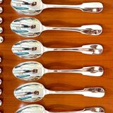 Christofle Cluny cutlery set for 6 people, 30 pieces, in new condition.