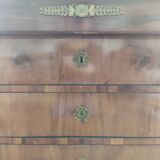 Empire dresser