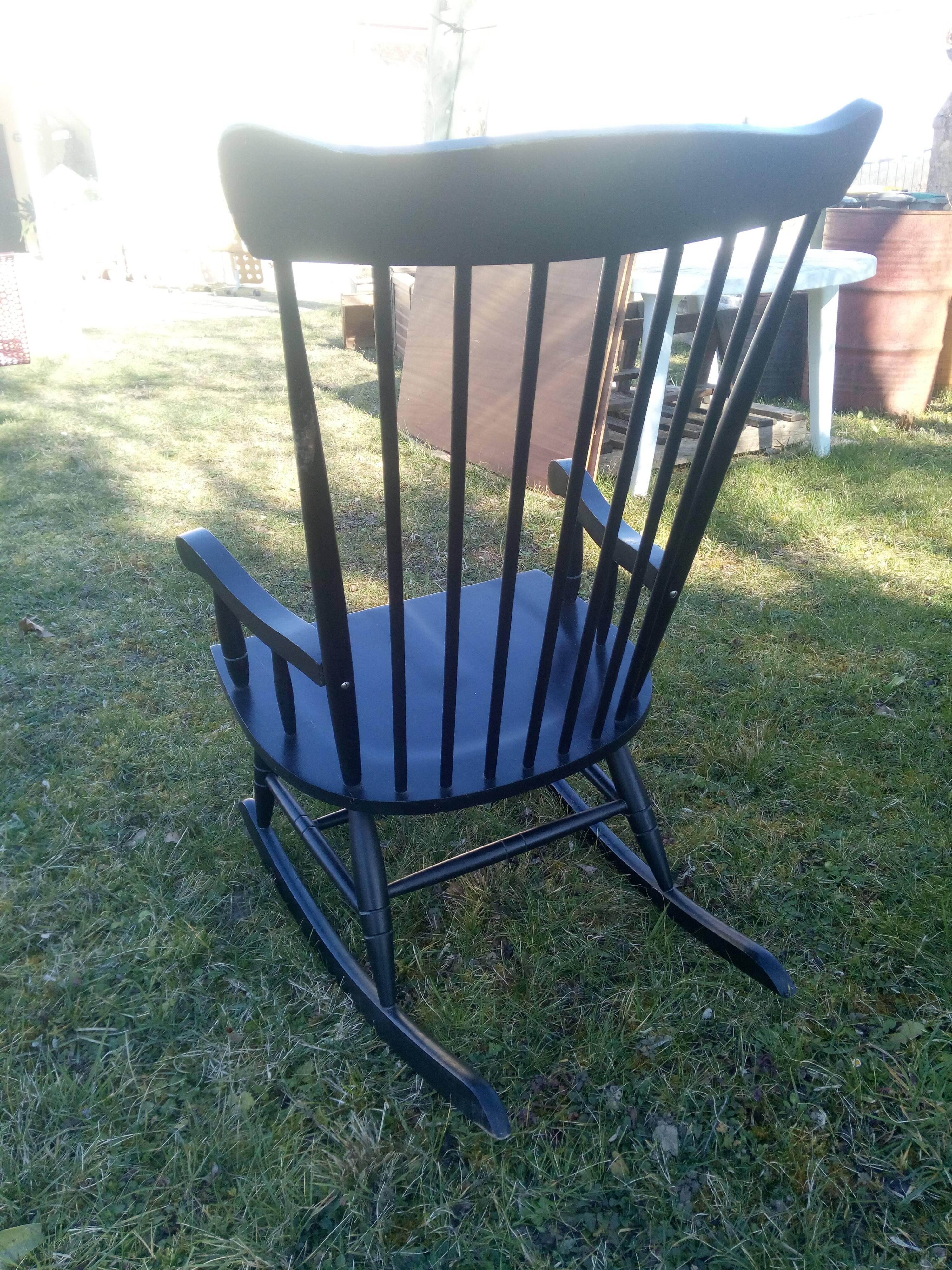 Rocking chair