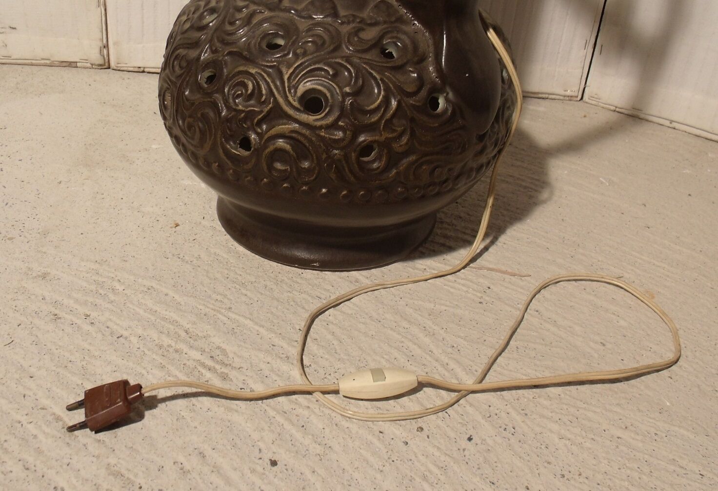 Ceramic lamp