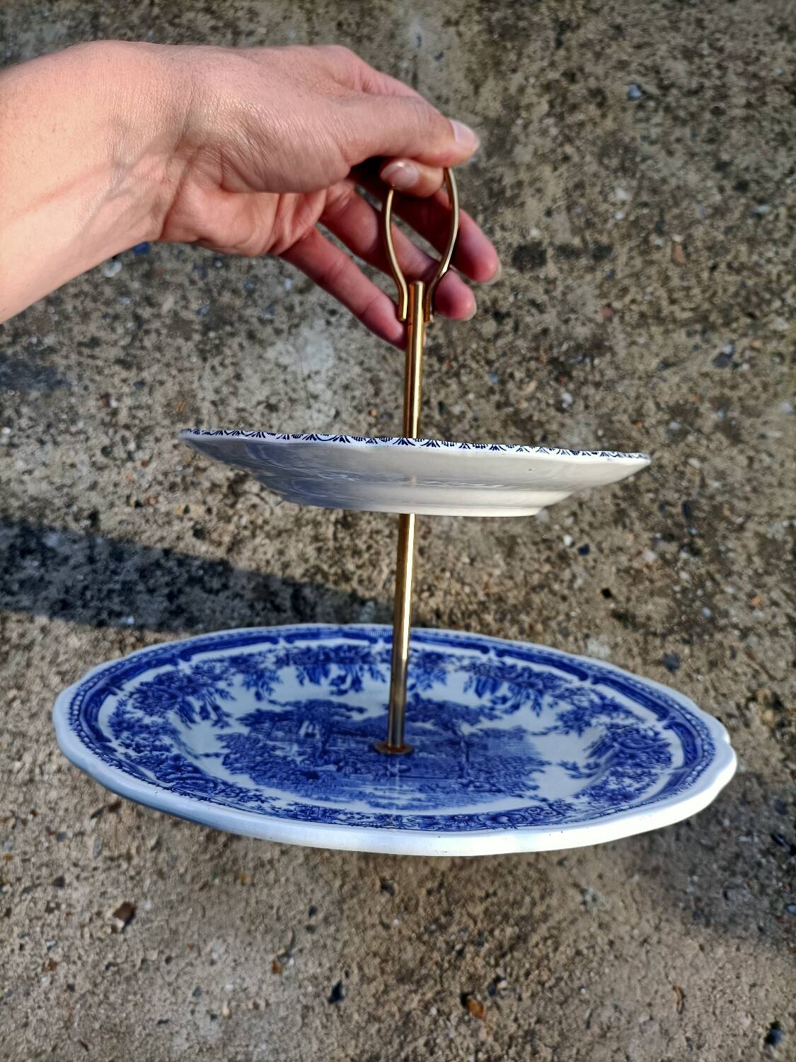 Lunéville retro cake stand