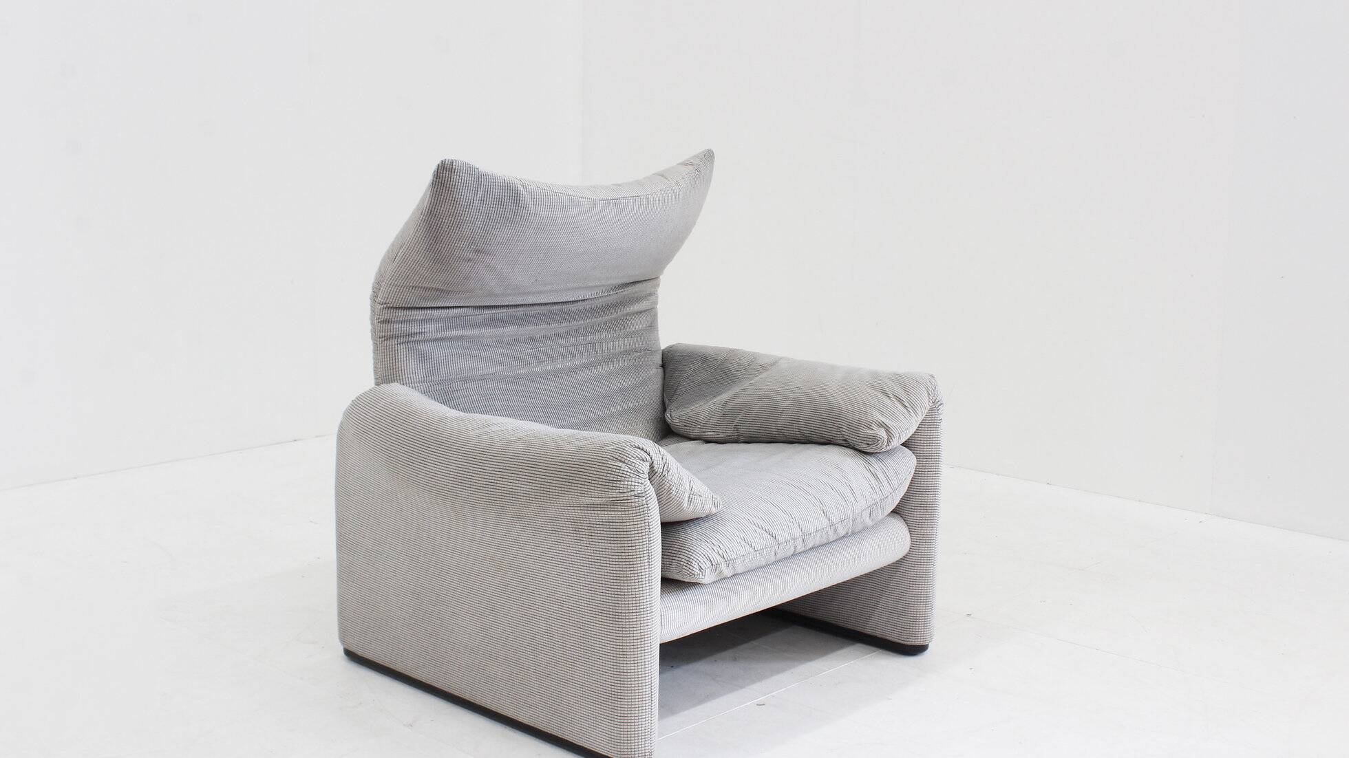 Fauteuil Maralunga vintage de Cassina par Vico Magistretti