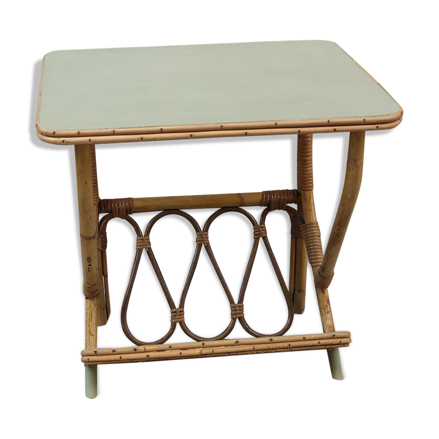 Rattan magazine holder