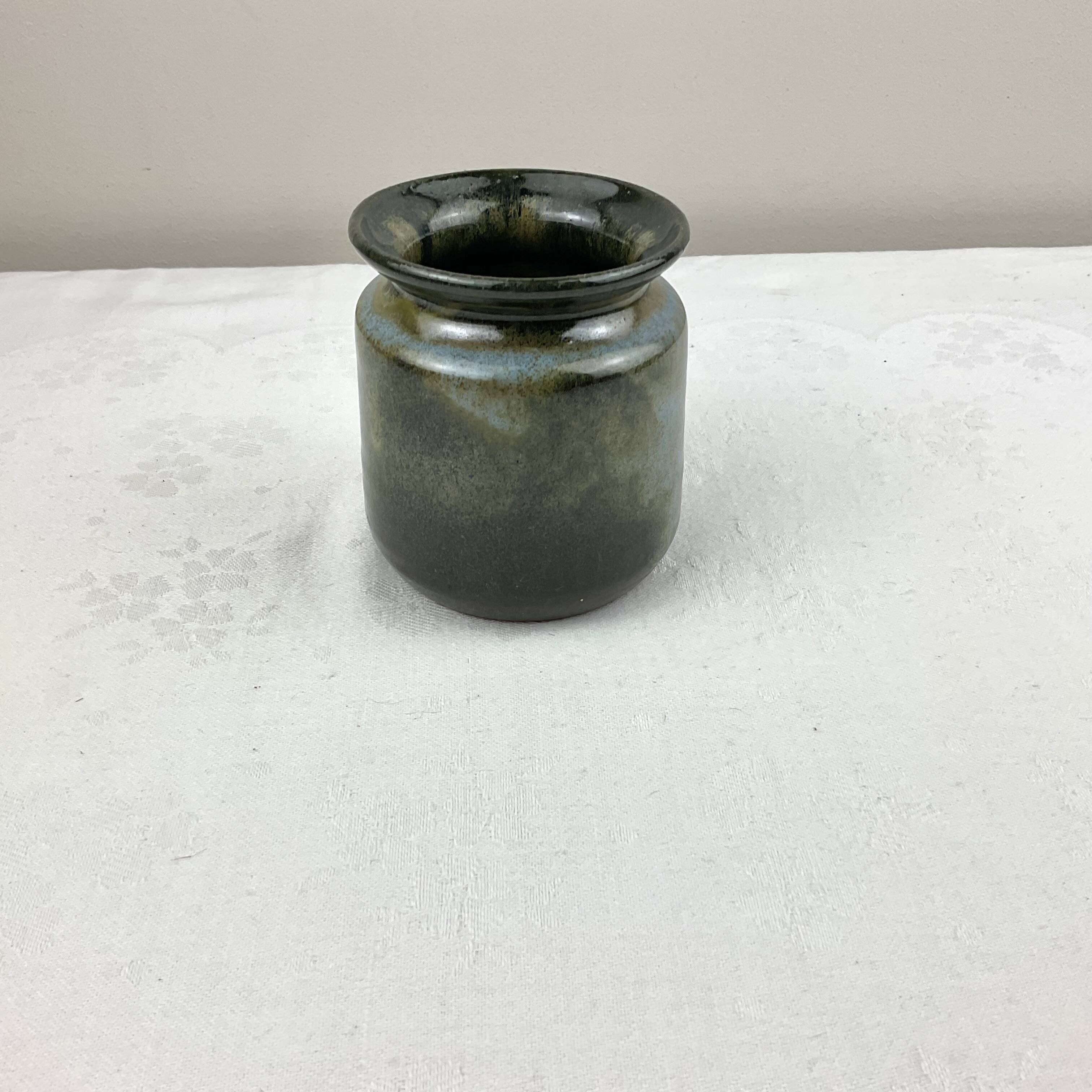 Small vintage ceramic pot
