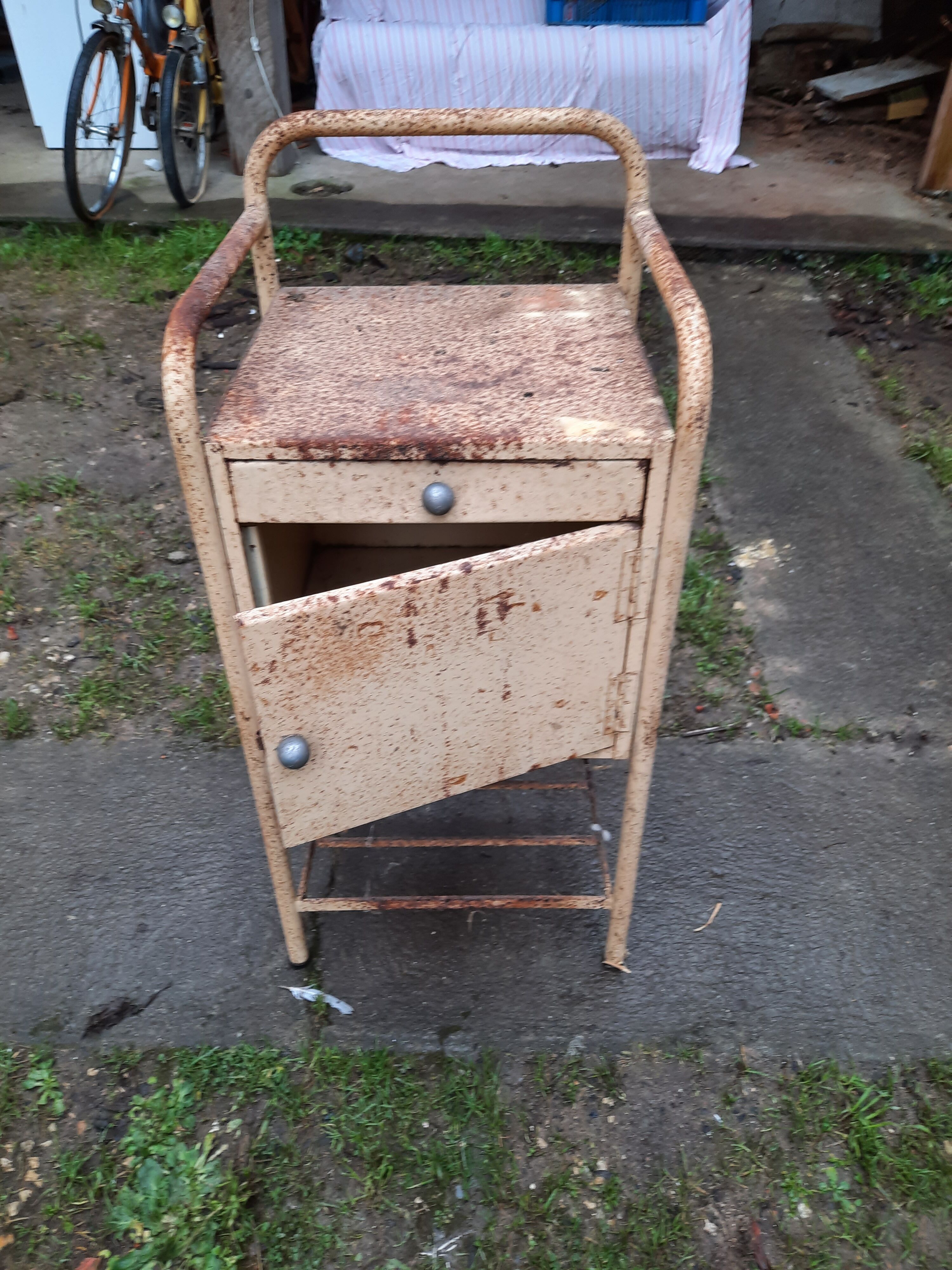 Industrial bedside table year 30