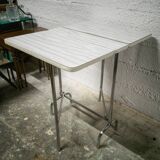 Folding table in Formica