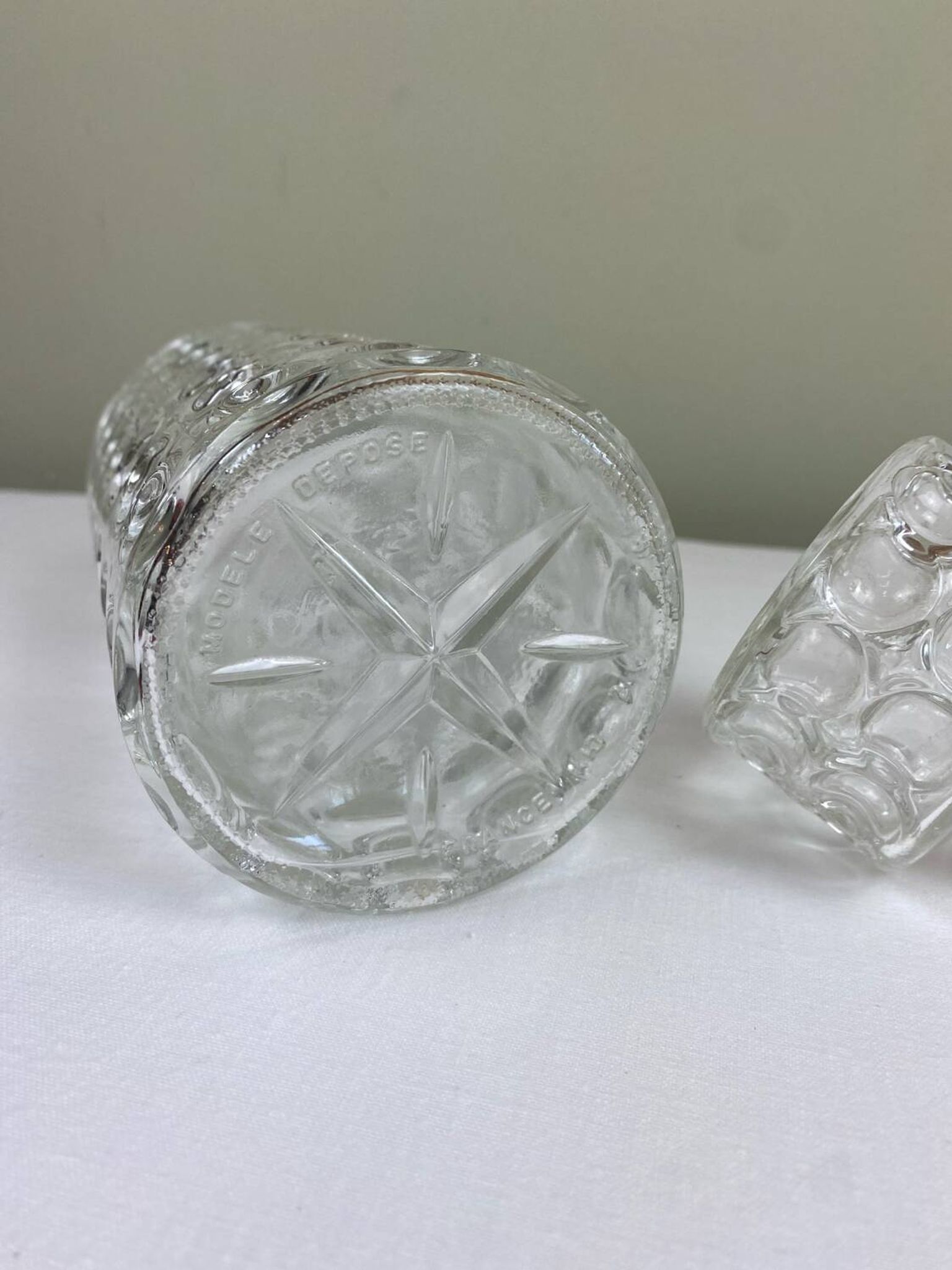 Glass carafe