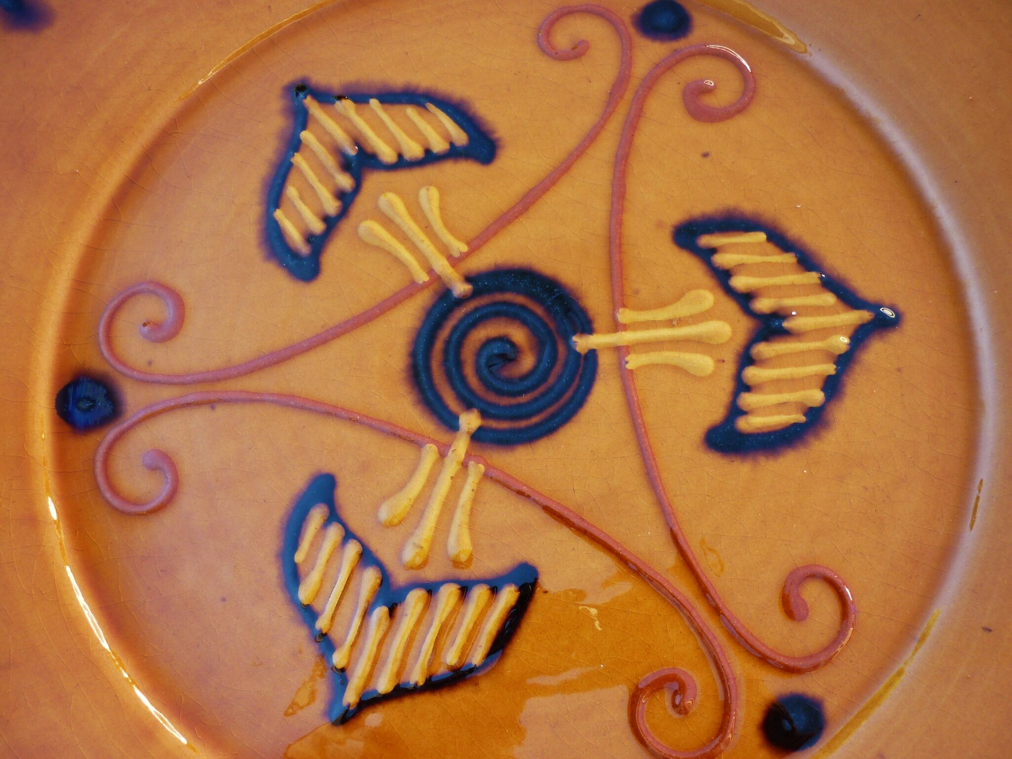 Plat en céramique, terre cuite vernissée signé Biot années 60/70