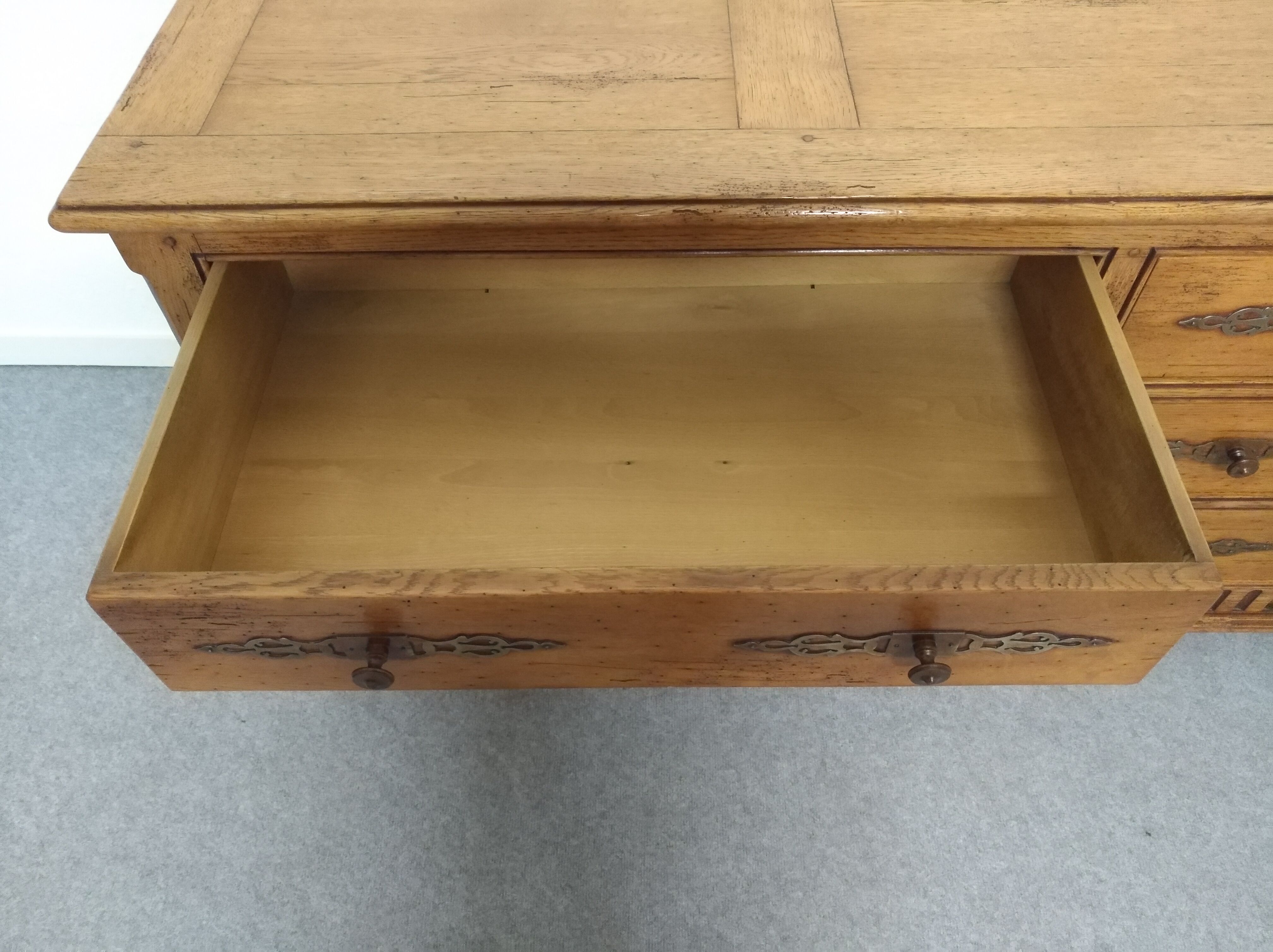 Craft Furniture / Bank / Commodity 6 drawers