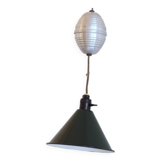 Old workshop enameled sheet metal pendant light - raises and lowers