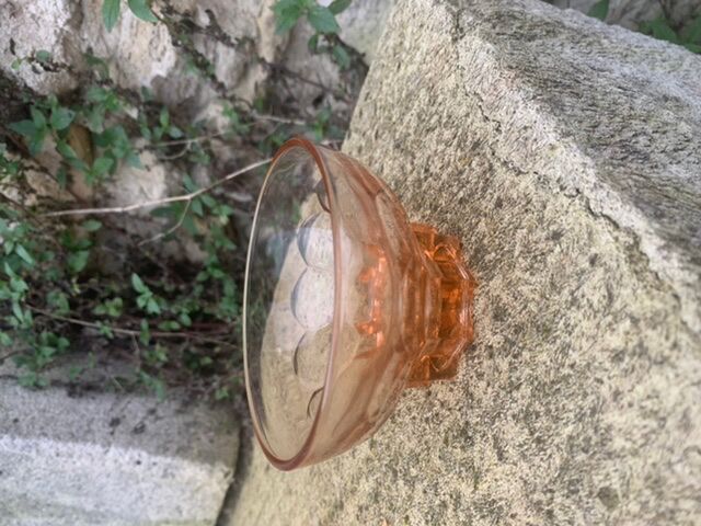 10 coupes à champagne en verre rose vintage