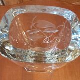 Crystal vase carved fish decoration