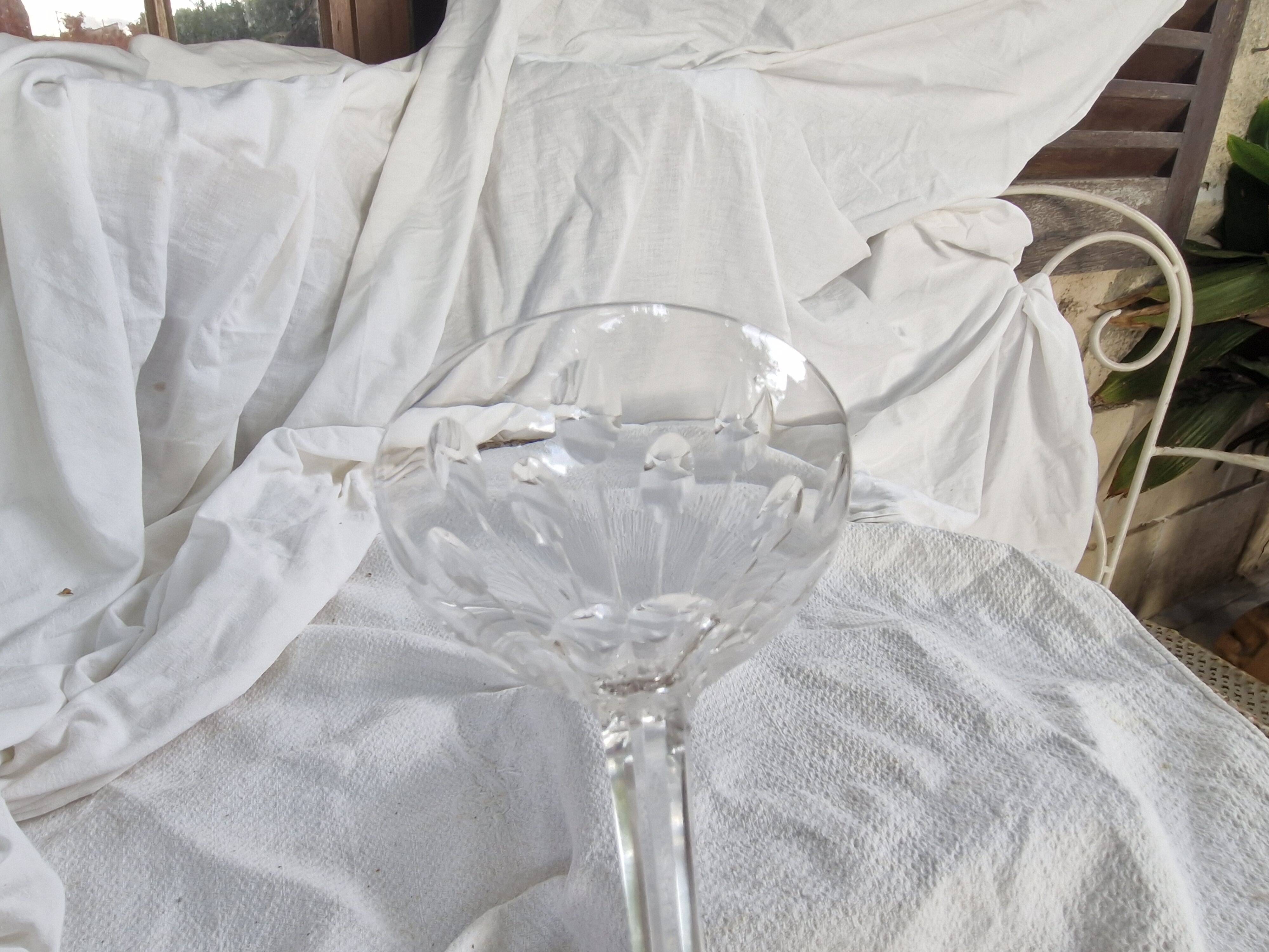 1 Val Saint Lambert crystal champagne glass, Nestor model, Hamle cut