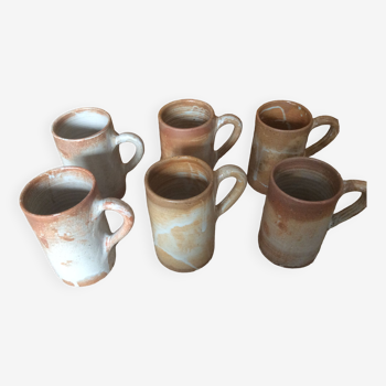 6 mugs en grès