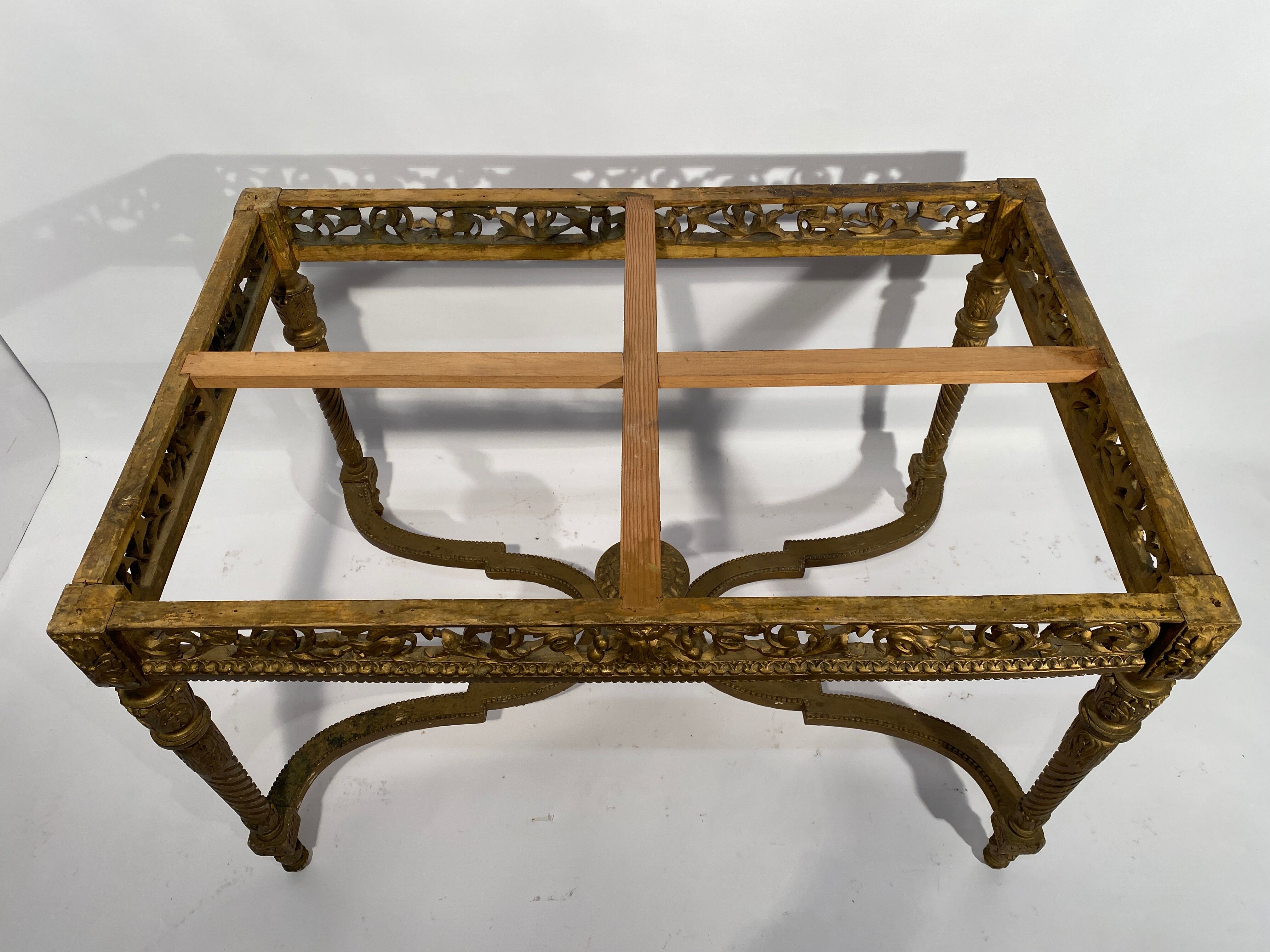 Middle wooden table with green-golden patina Louis XVI style, nineteenth century.