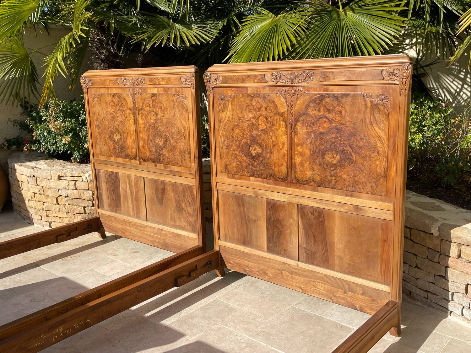 Paire de Lits Style Art Nouveau