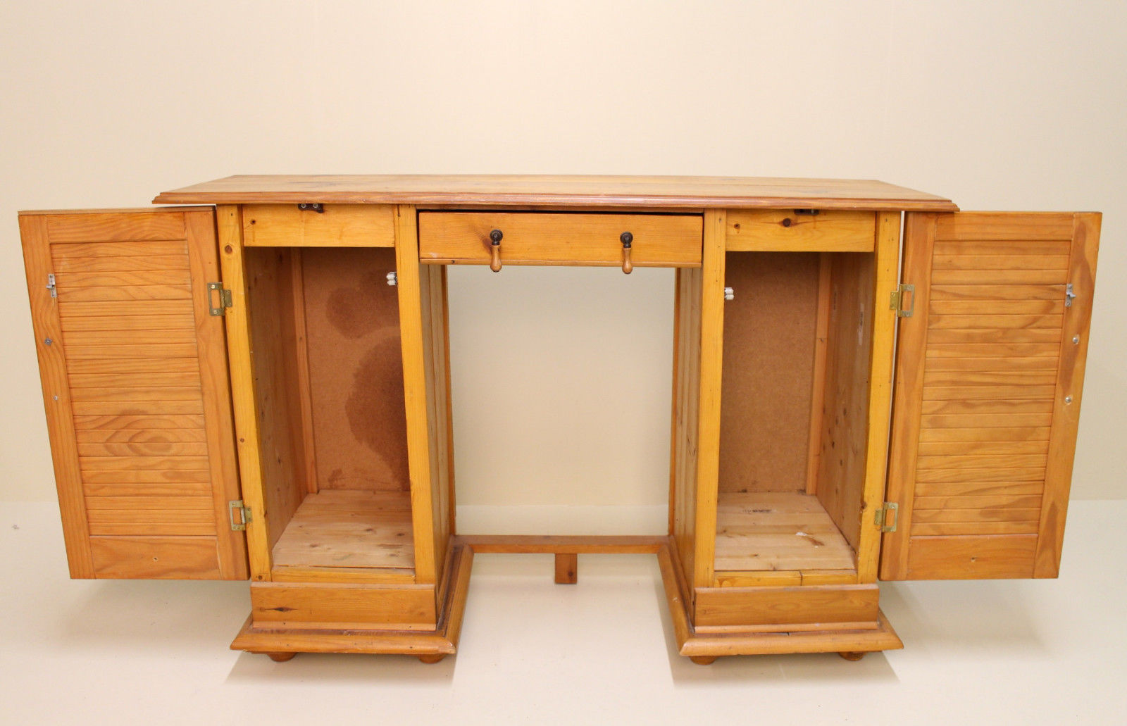 Office in antique pine