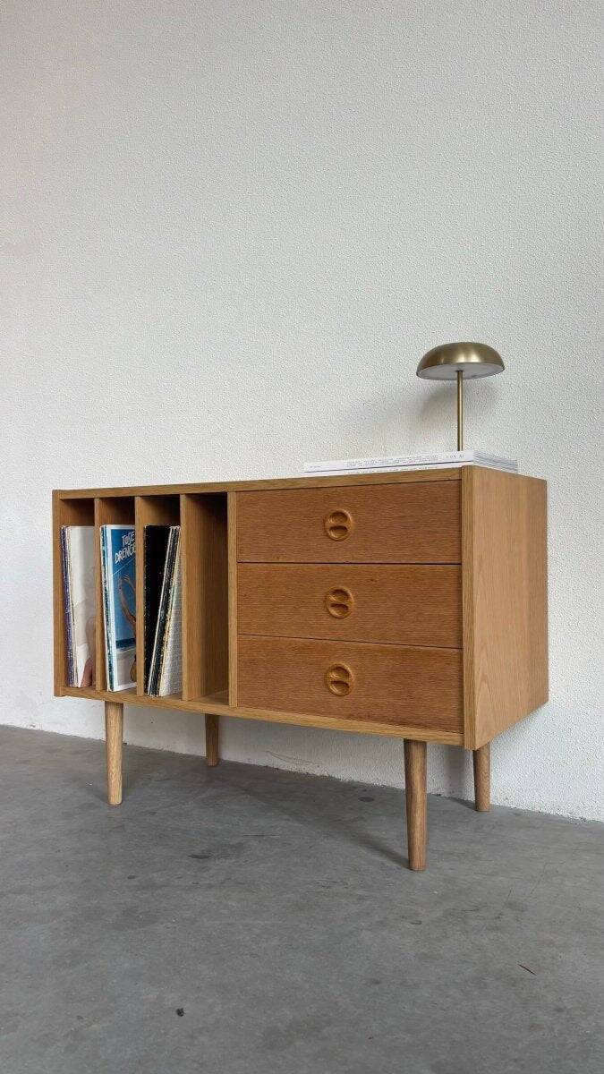 Vintage sideboard vinyl compartment in oak