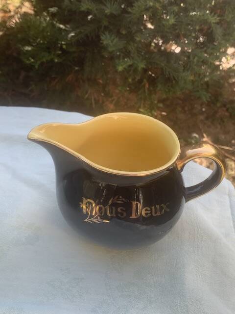 Teapot and milk jug We Two in vintage black and yellow ceramic
