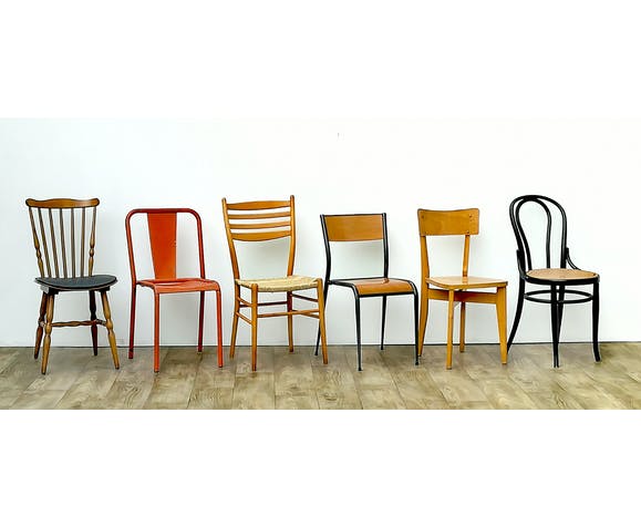Lot of 6 vintage depareillees chairs