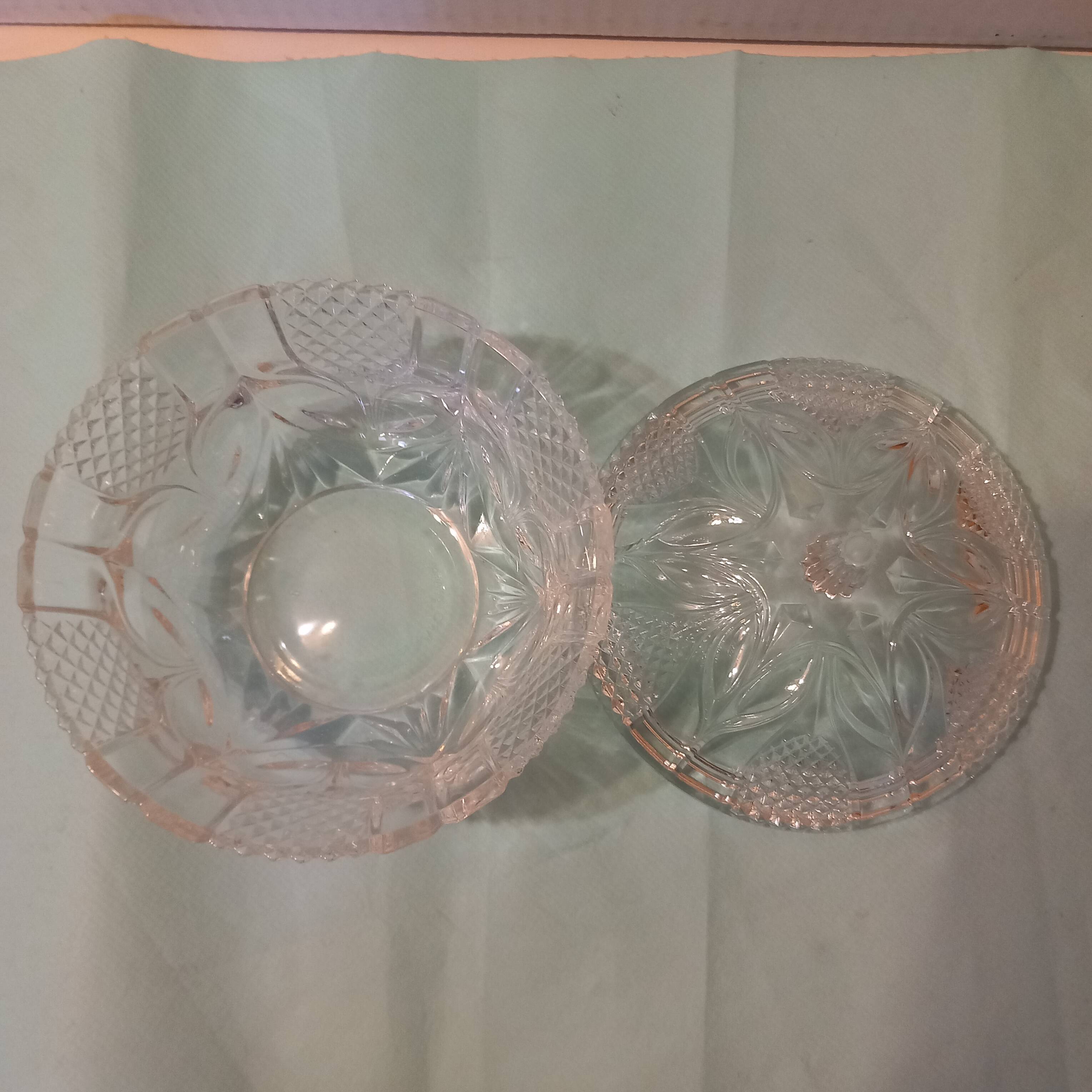 Bonbonniere, sugar bowl or bezel Luminarc