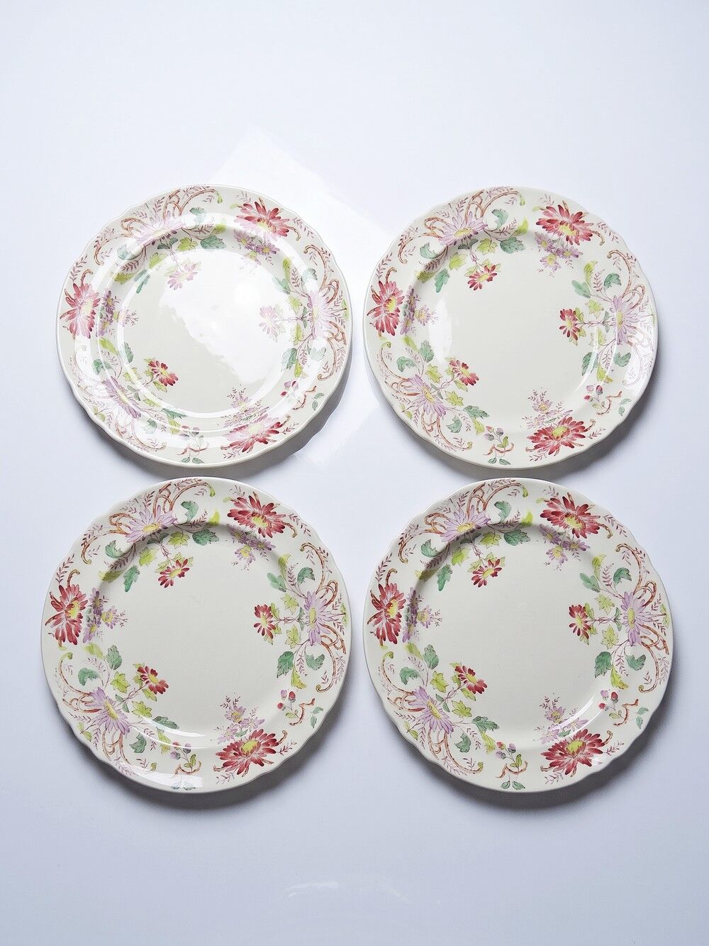 4 antique dessert plates Longchamp Daisies earthenware