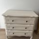 Commode blanc plume