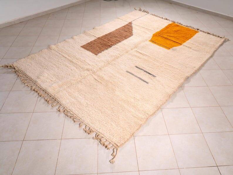 Traditional pure wool rug with colourful patterns, size 1.4/2.6 m.