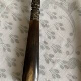 Salad servers in horn and chiseled metal 1920s