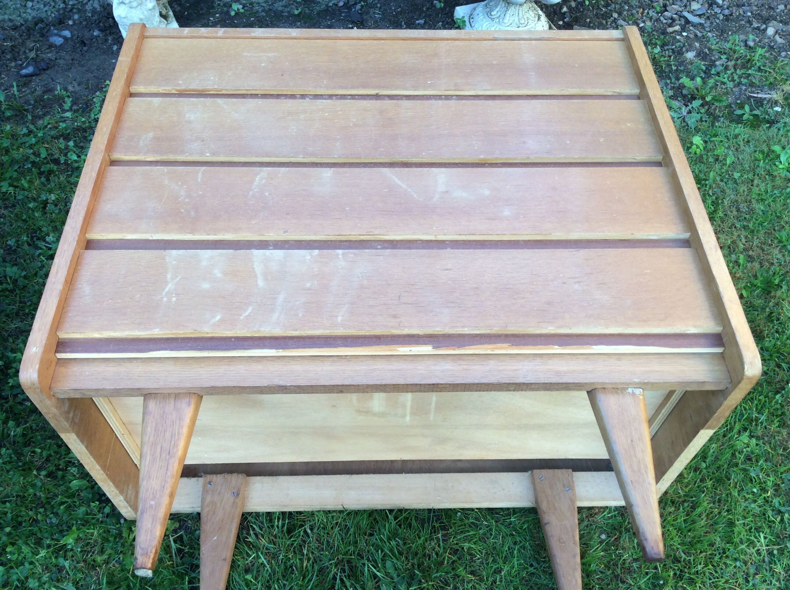 Vintage commodes (duo) in oak with 4 drawers.