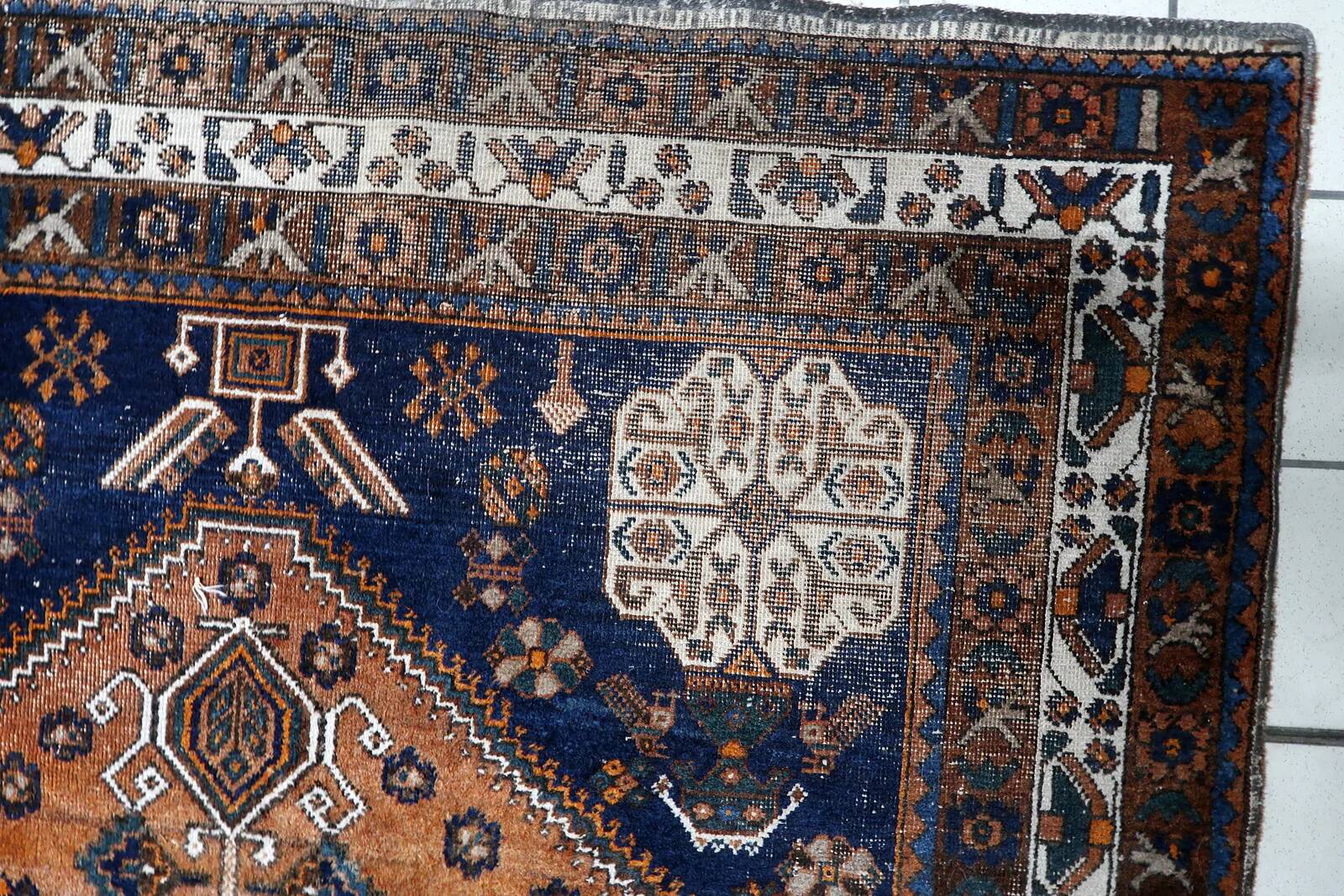 Antique Shiraz Gashkai handmade rug 155 x 207 cm 1920s