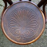 Pair of kohn n°18 1/2 bistro chairs from 1900, wooden seat - no thonet -