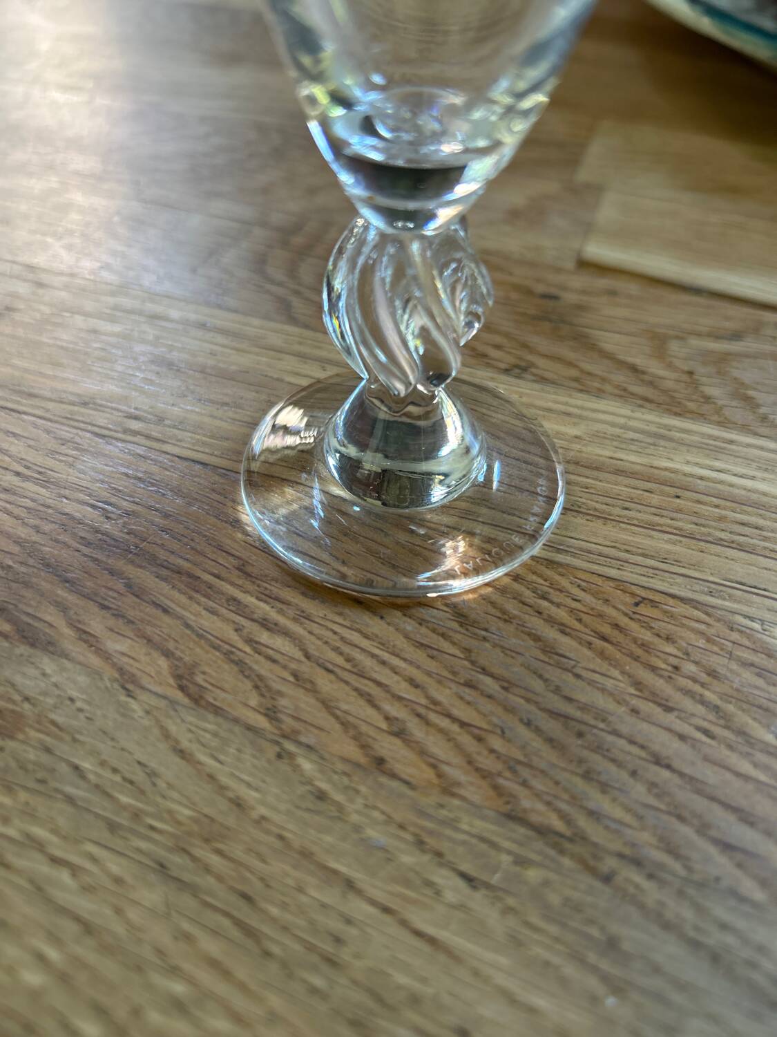 Set of 2 small glasses signed Lalique, Frejus model